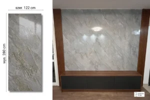 Mainstone Moon na ścianie w salonie — płyta węglowa SPC błyszcząca 280x122 cm